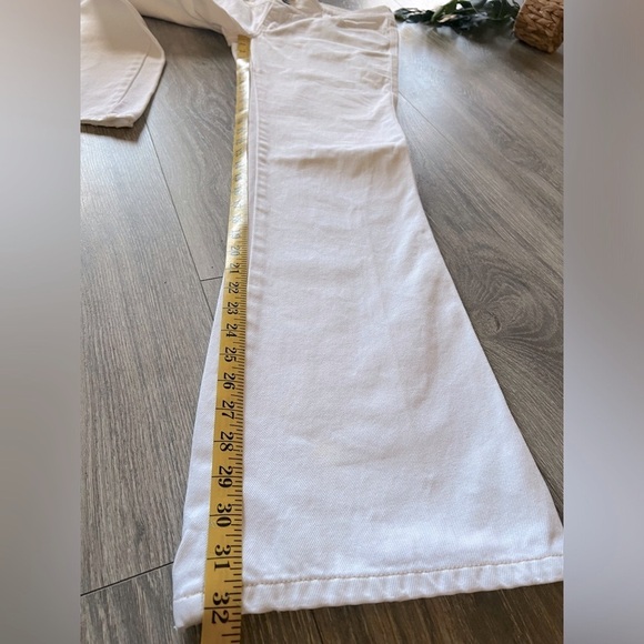 Vintage y2k HCO hollister low rise flare jeans in white. Size 7. - Picture 12 of 12